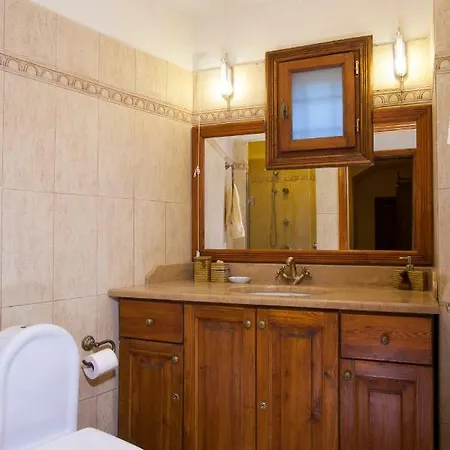 Hotel Althea Mansion 3*